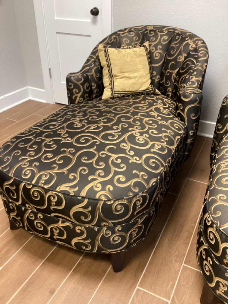 Chaise Lounge